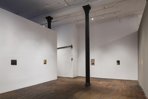 Helen Mirra: Bones are spaces&nbsp;&ndash; installation view 3